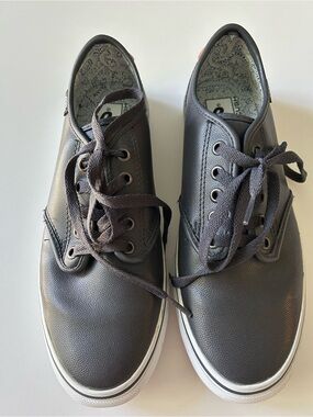 Vans women’s shoes